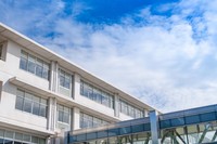 PTA活動で非効率だと思うことは「会議のために学校に行くこと」が最多でした　※画像はイメージです（あんみつ姫/stock.adobe.com）