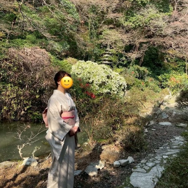 利休忌茶会に誘った友人も貸出し&着付して一緒に着物を楽しむ（別日撮影）／三彩さん（@san.sai0907）提供