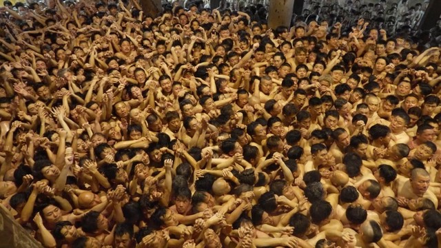 【続報】「西大寺会陽」で参加者6人が病院に搬送されうち３人が意識不明の重体　岡山市