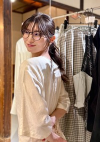 【大島璃乃1st写真集】11/4(水)発売さんのX（@oisland_rino25）より