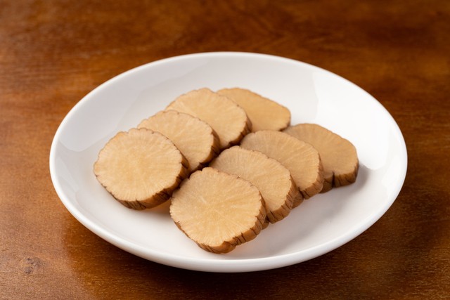 秋田の名物「いぶりがっこ」※この画像はイメージです　（Hanasaki/stock.adobe.com）