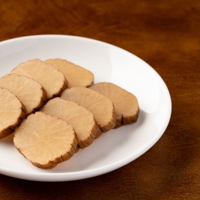 秋田の名物「いぶりがっこ」※この画像はイメージです　（Hanasaki/stock.adobe.com）