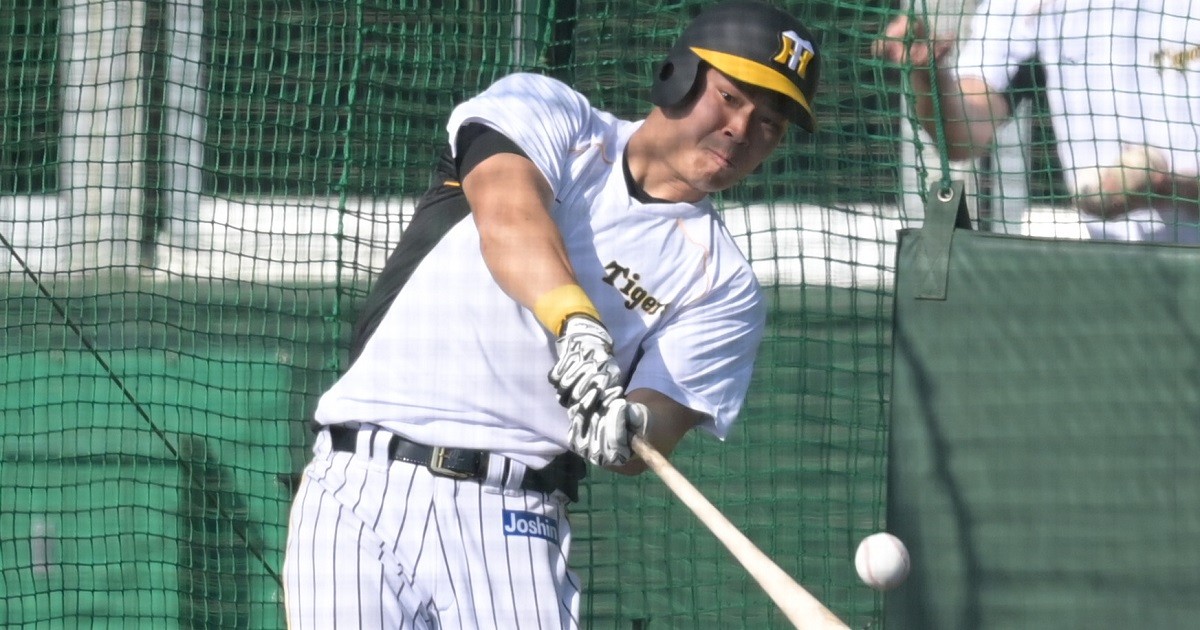 野球 - 阪神タイガースの佐藤輝明ら新人もはつらつ 異例のプロ
