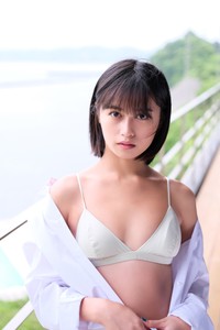 西山乃利子イメージＤＶＤ「UNREAL」より