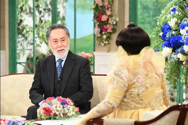 「徹子の部屋」　（右から）黒柳徹子、北大路欣也＝テレビ朝日提供