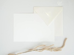 うれしかったことも嫌だったことも。私と恋人は大切な日に手紙を書く