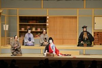 南座「顔見世」の『弁天娘女男白浪』左より中村勘九郎、中村鷹之資、中村歌六、八代目尾上菊五郎、松本幸四郎