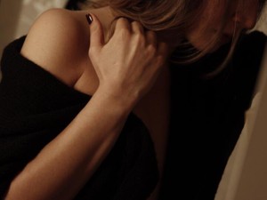 夜中にわたしを起こす男の今昔。恋に狂っていた頃には戻りたくない