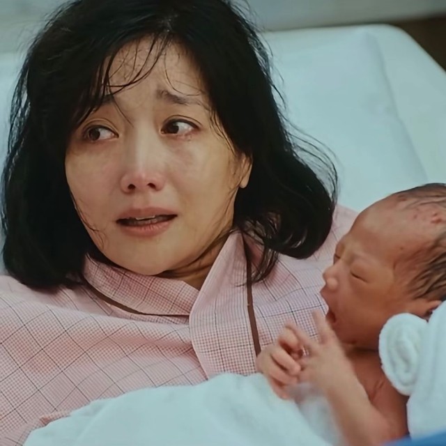 「ファーストクライ　母子救命救急班」（@firstcry_ntv
）の公式インスタグラムより