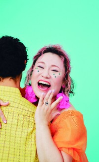 「ゼクシィ」1月号（リクルート）に登場したフォーリンラブ・バービー