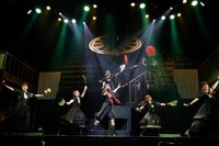 ×純文学少女歌劇団第２回公演「マエストロには背を向けよ」第１部ミュージカルより　(C)×純文学少女歌劇団