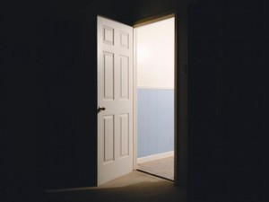 一緒に担当することになった先輩は、私に「正解」を教えてはくれなかった