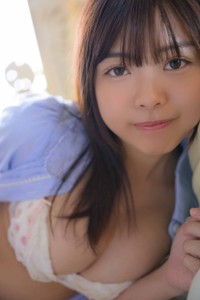 小日向ゆり5作目となるイメージDVD『Newtopia』