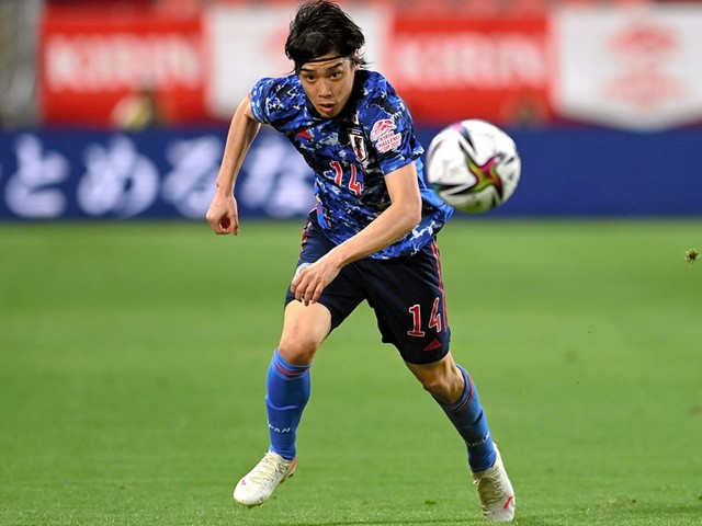 サッカー応援団長・岩政大樹コラム記事 | 4years. #学生スポーツ