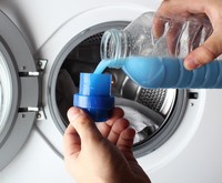 香水や柔軟剤の香りで体調不良を起こしたことがある人も　※画像はイメージです（sergeylapin/stock.adobe.com）