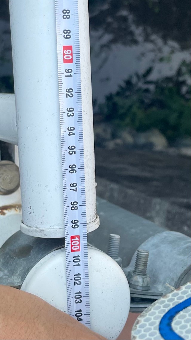 中河町橋は約100cm（おもしろ地理さん提供）