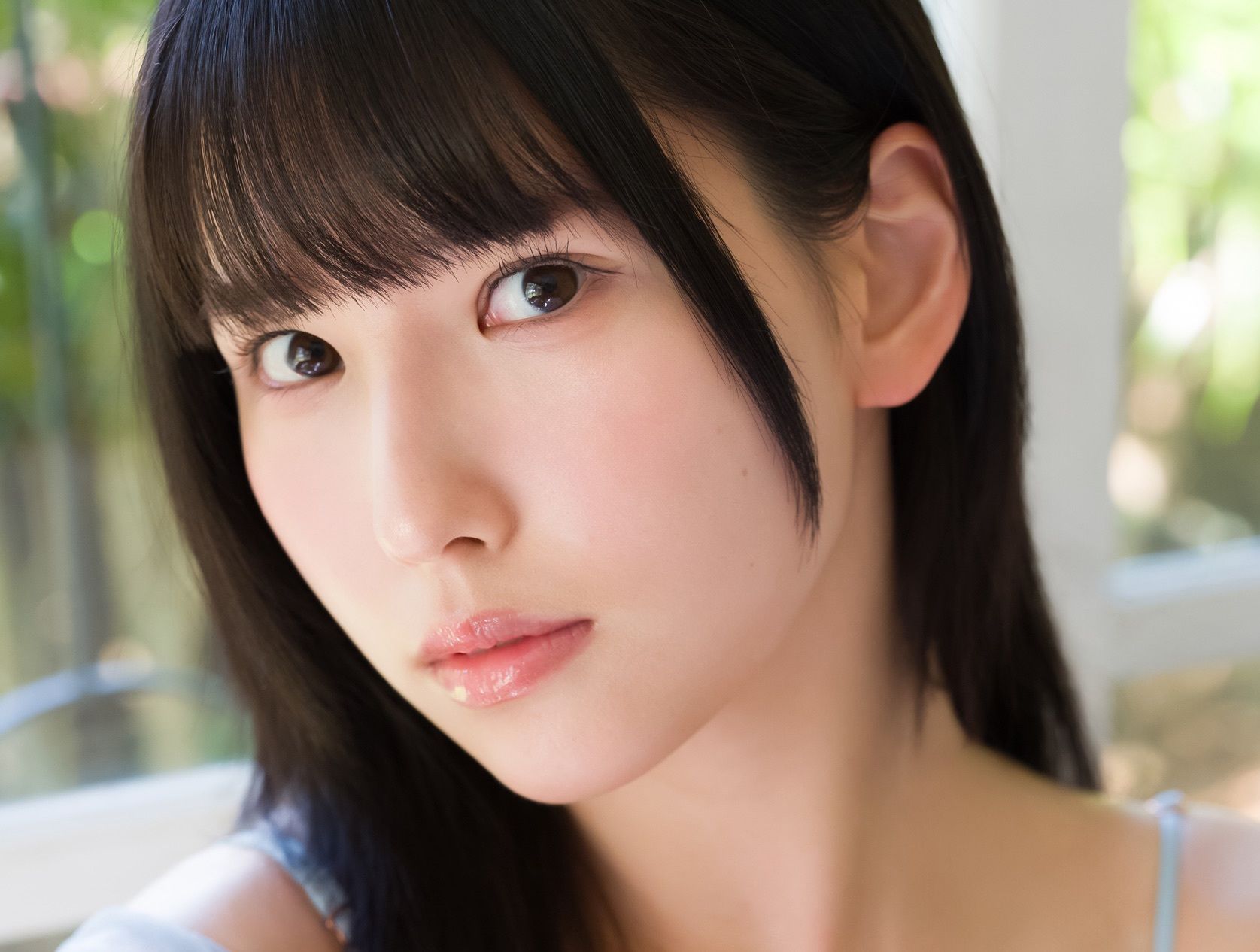 2025年末に解散したアイドル セブ島舞台にランジェリー姿披露 1st写真