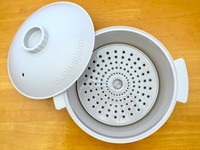 すのこ付きなので蒸し野菜もできるそうです