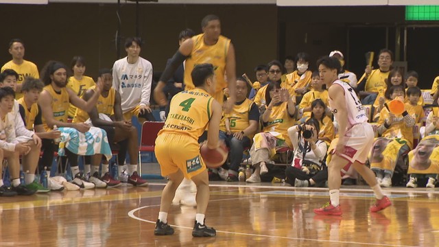 香川ファイブアローズ対東京八王子ビートレインズ　高松市総合体育館