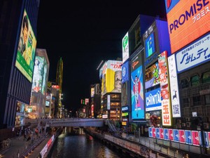 これは恋じゃなくて執着だ。婚約しても忘れられない彼のこと