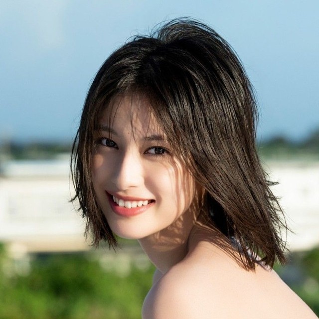 玉田志織 デジタル写真集「Into The Light ～ Another Edition ～」（ワニブックス）より＝撮影・丸谷嘉長