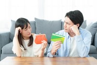 パートナーに対して「無駄遣いをしている」と感じるのは…　※画像はイメージです（taka/stock.adobe.com）