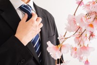 「入社したばかりなのに」退職代行、新卒からの依頼が殺到！（photoACより「TOMO...」さん撮影、イメージ画像）
