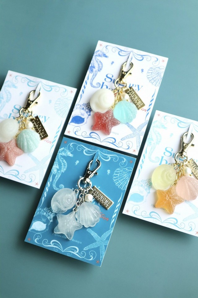 夏らしさあふれるキーチャーム（画像提供：ピヨノメさん）