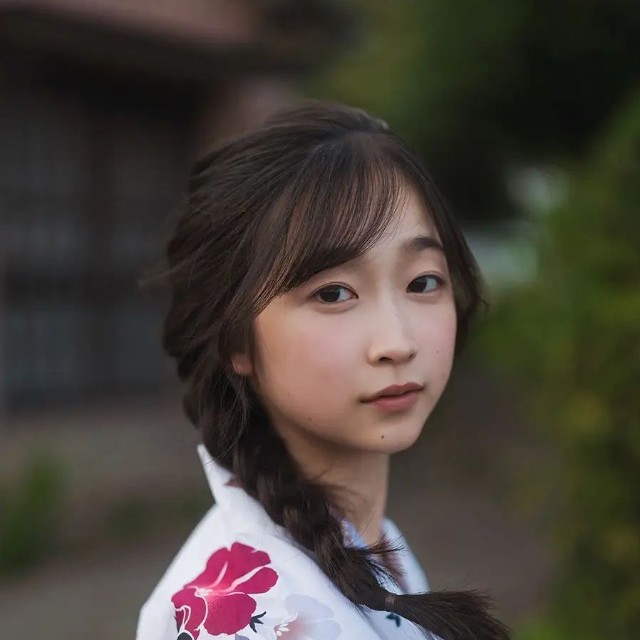 ちばひなの デジタル写真集「Hinano～Another Edition～」（ワニブックス）より＝撮影：HIROKAZU