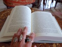 【厳選】これを読めばわかる！読者が選んだ「かがみ」の珠玉エッセイ５選