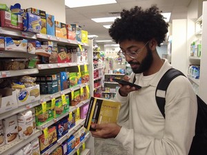 イスラエル・パレスチナ紛争、買い物「ボイコット」で反対表明　スマホで広がる新手法