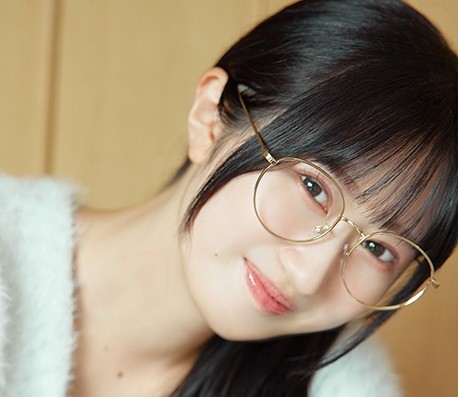 『涼本あきほ1st写真集（仮）』先行イメージカット
