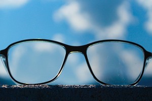 視力も考え方も近眼だったから、まさか人生が一直線だなんて思わず