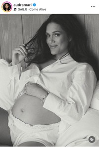 オードラ・マリのインスタグラム＠audramariより