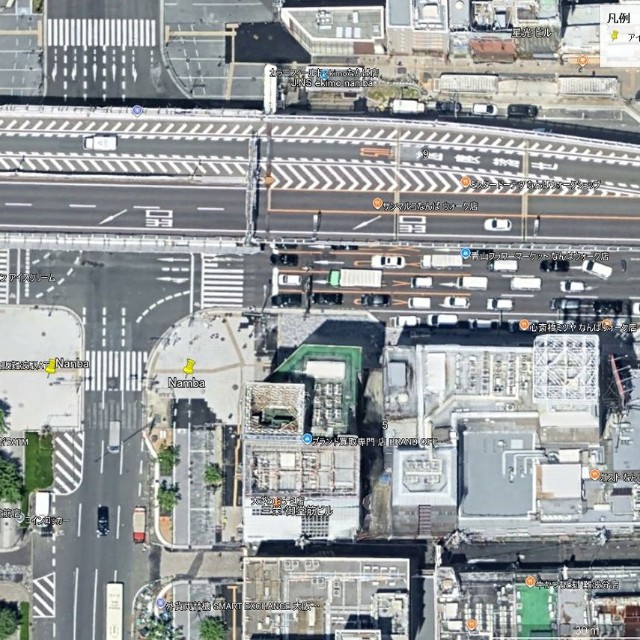 難波交差点　（C）Google