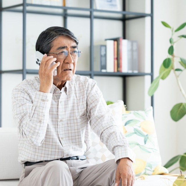 墓じまいを始めようとしたら非難の電話が相次ぐ　※画像はイメージです（arancione/photoAC）