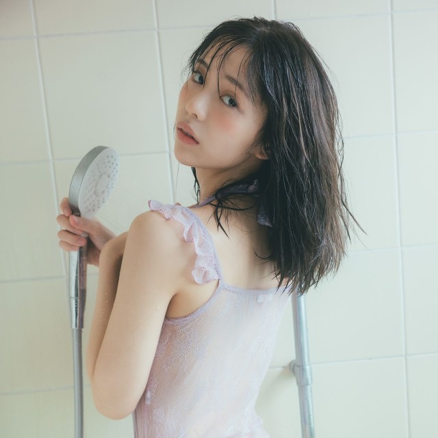 菊地姫奈デジタル写真集「Weekender」© 東京祐／集英社