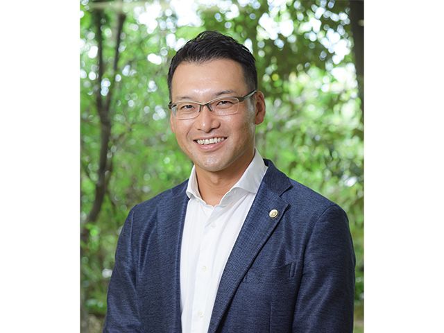 191613 弁護士法人本江法律事務所2 会議中