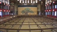 現存する日本最古の芝居小屋で「せり」仕掛け体験　50万円で権利販売へ　香川