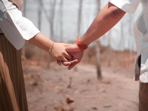 「それでも君と」と声を震わせる恋人に、ストン。結婚を決めた瞬間