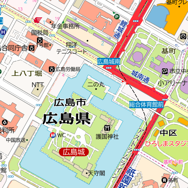広島市中区・広島城近辺。地名の文字は少し平たいフォントを利用することで、他の情報と区別している（株式会社マップル提供