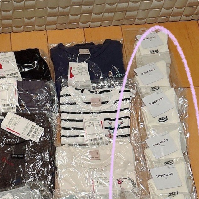 シンプルな子ども用白靴下を10足まとめて購入（黄色猫さんXより）