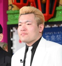お笑いコンビ「共犯者」洋平さん（2026年2月撮影）