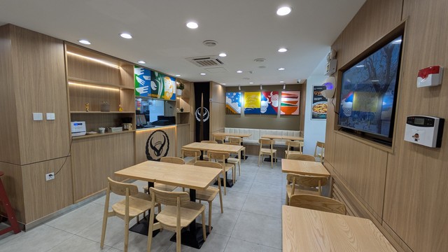 店内はシンプル（田中英和さん提供）