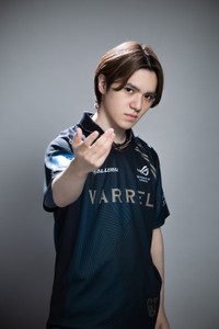 eスポーツチーム「VARREL」への所属が決まった宇野昌磨