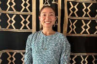 東京外国語大学アジア・アフリカ言語文化研究所のジュニア・フェローで、宗教学とペルシア文学を研究する村山木乃実さん＝2026年4月、東京都中野区