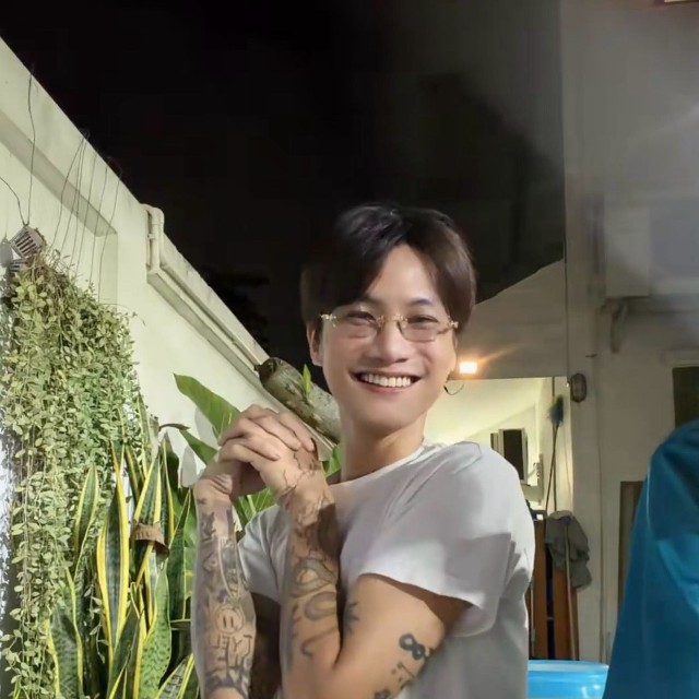 タイの人気俳優タナパック・ジョンジャイパーさんの公式Xの動画から（スクリーンショット）