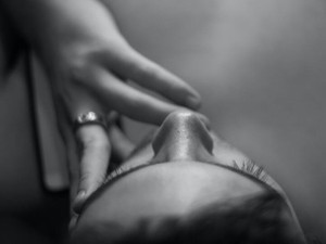 大量の鼻血が出やすい体質の私は、これからもマスクを手放せない