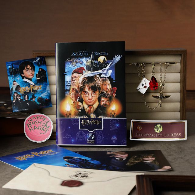 ハリー・ポッター』25周年記念、毎月25日に新商品販売 第一弾は