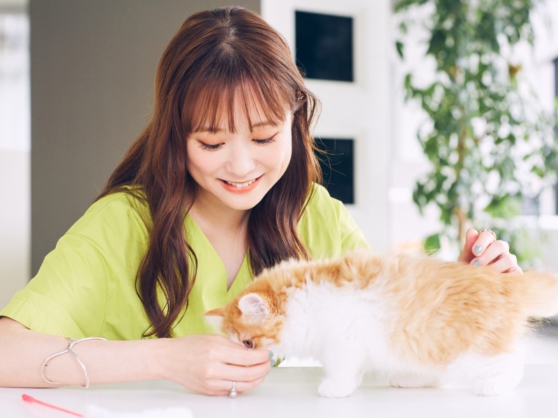 ミッツに指をなめられてメロメロになる大原さん